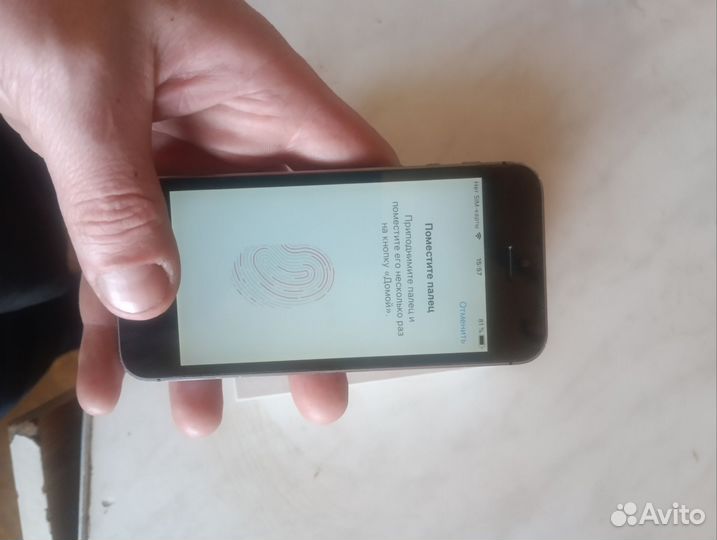 iPhone 5S, 16 ГБ