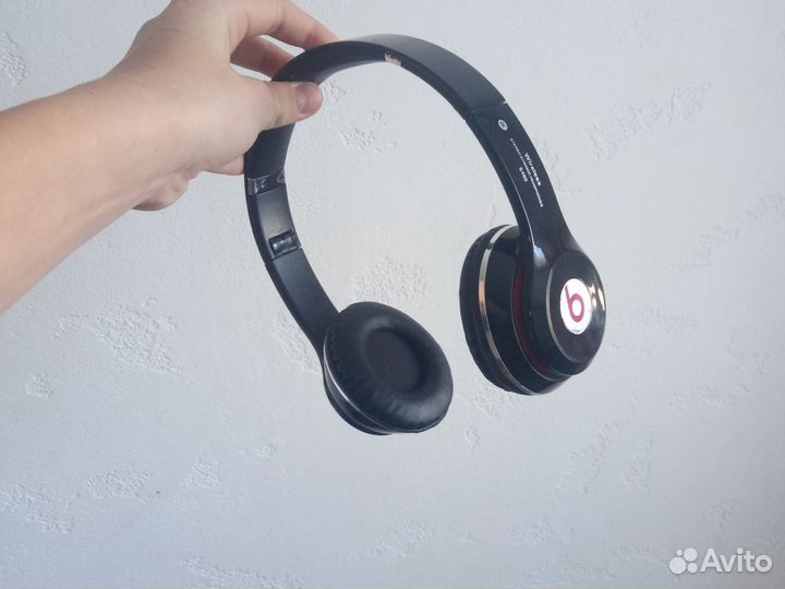 Беспроводные наушники