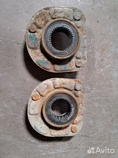 Опора стойки Volvo S80