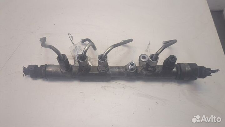 Рампа топливная Land Rover Range Rover Evoque 2018, 2020