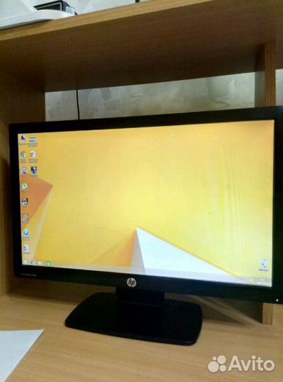 Монитор HP Prodisplay P201