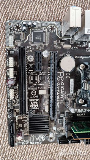 Материнская плата Gigabyte Сокет FM2