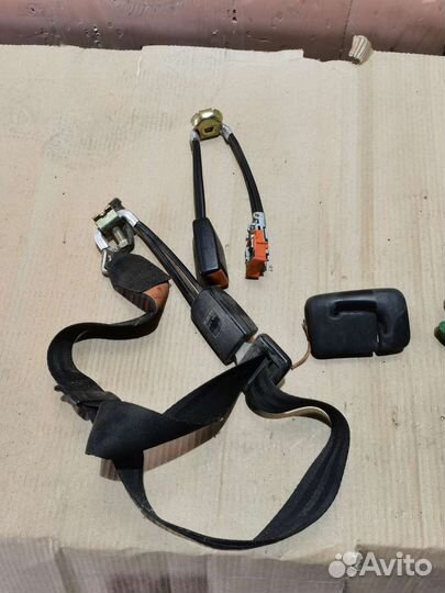 Замок заднего ремня безопасности passat b 4