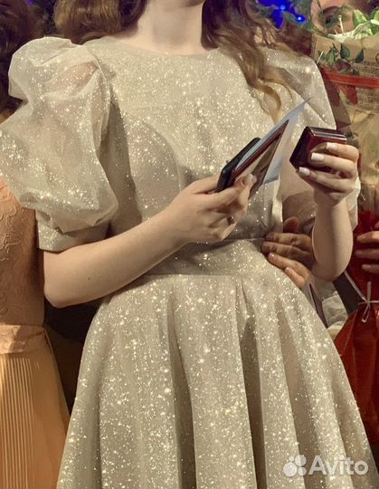 Вечернее платье