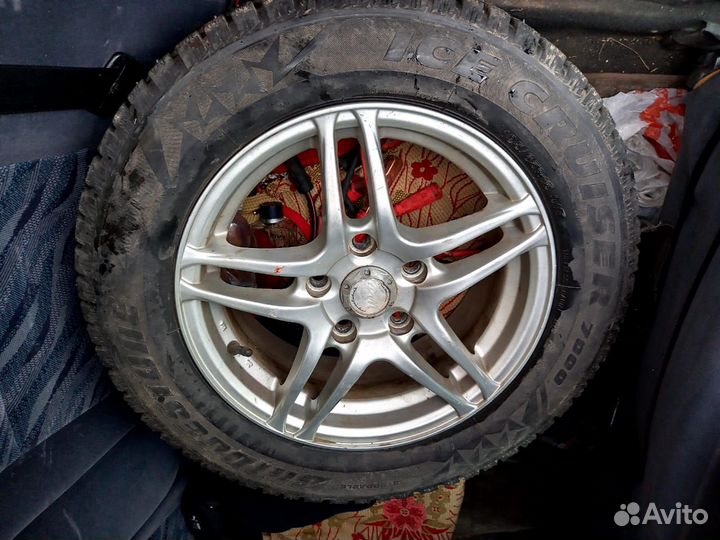 Bridgestone Ice Cruiser 7000 195/65 R15