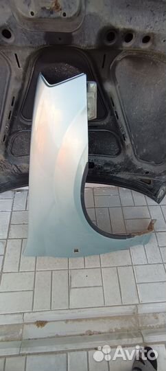 Крыло на renault logan 1