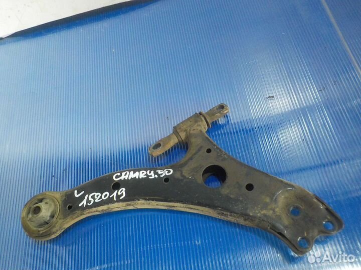 Рычаг передний левый toyota camry 50