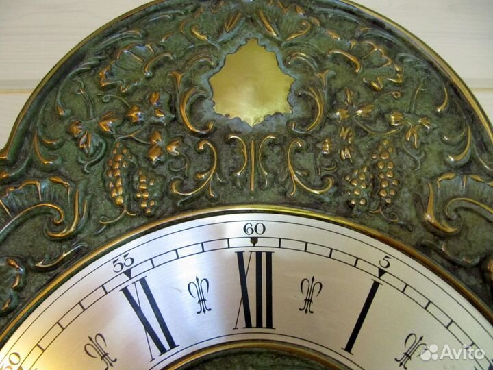 Винтажные старинные часы с гирьками и боем