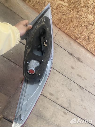 Задняя правая фара hyundai solaris 1