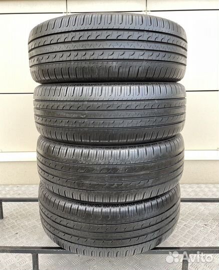 Goodyear EfficientGrip SUV 4x4 225/55 R19