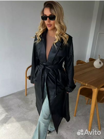 Кожаный плащ женский