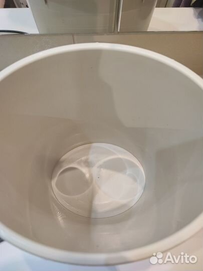 Мусорное ведро пластиковое 10 л бу