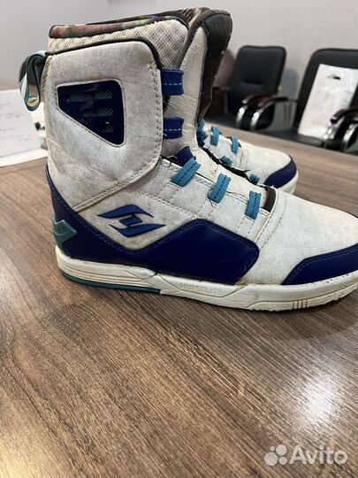 Ботинки для вейкборда hyperlite US11