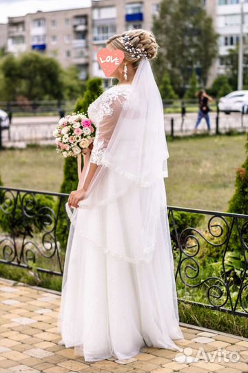 Свадебное платье