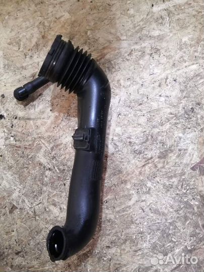 Патрубок Воздушный Рено Дастер 1.5 дизель