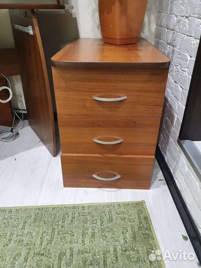 Тумба выкатная