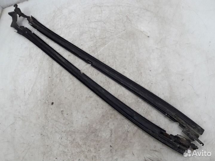 Молдинг лобового стекла Mercedes W220 A2206900539