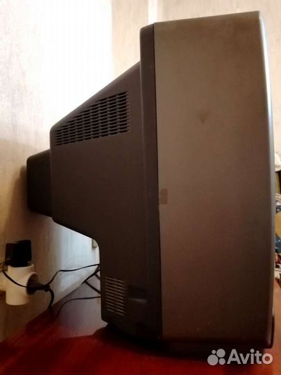Телевизор цветной JVC