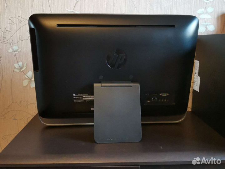Моноблок HP ProOne 400 G1 23