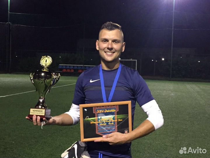 Тренер футбольных вратарей