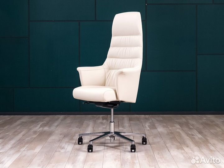 Кресло в кабинет руководителя Sitland Of Course Ит