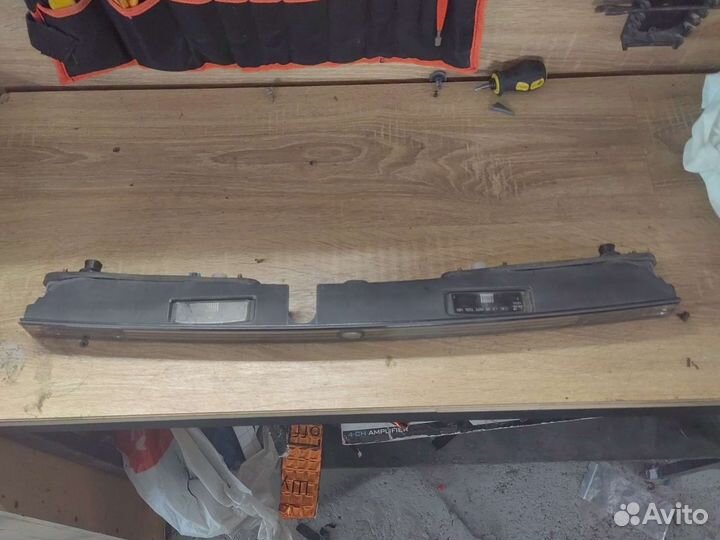 Планка подсветки номера BMW E65/E66