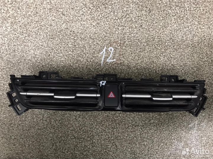 Центральный дефлектор обдува kia mohave 2 hm