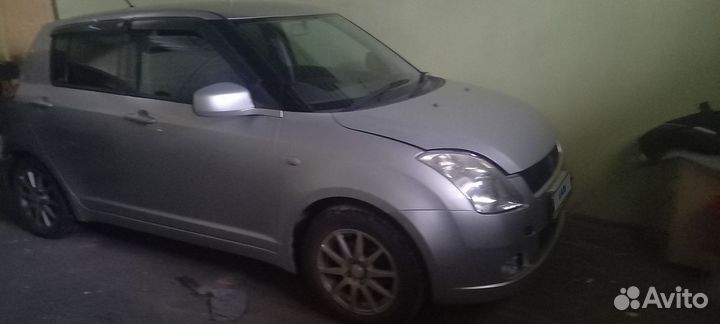 Suzuki Swift, 2005