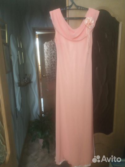 Платье женское