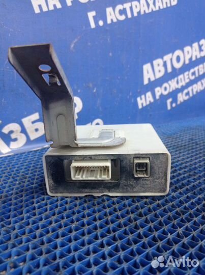 Блок управления давлением в шинах Infiniti Fx35