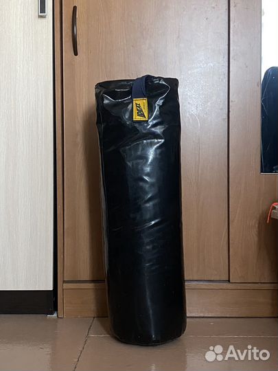 Боксерская груша подвесная