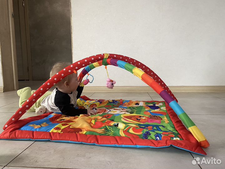 Развивающий коврик