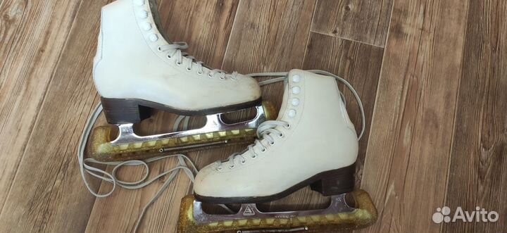 Коньки для фигурного катания