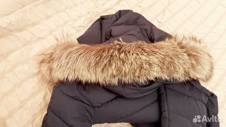 Пуховик женский 42 44 с мехом