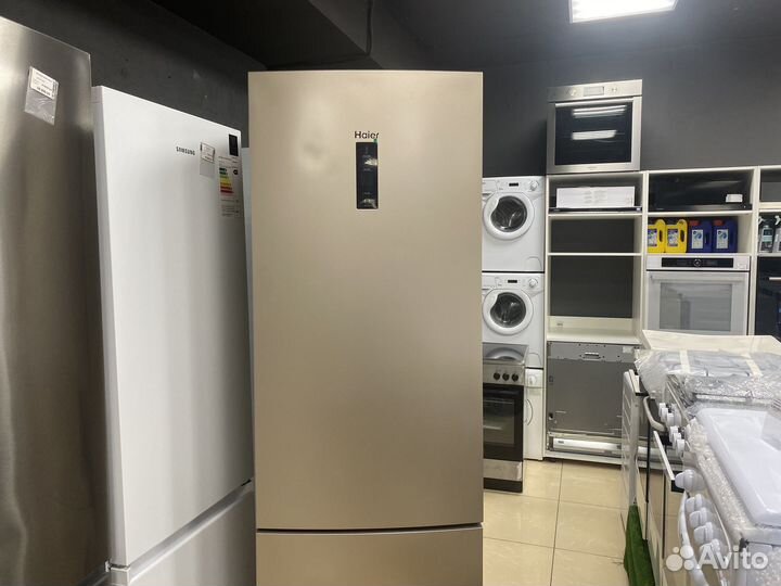 Холодильник Haier C2F637CGG, золотистый