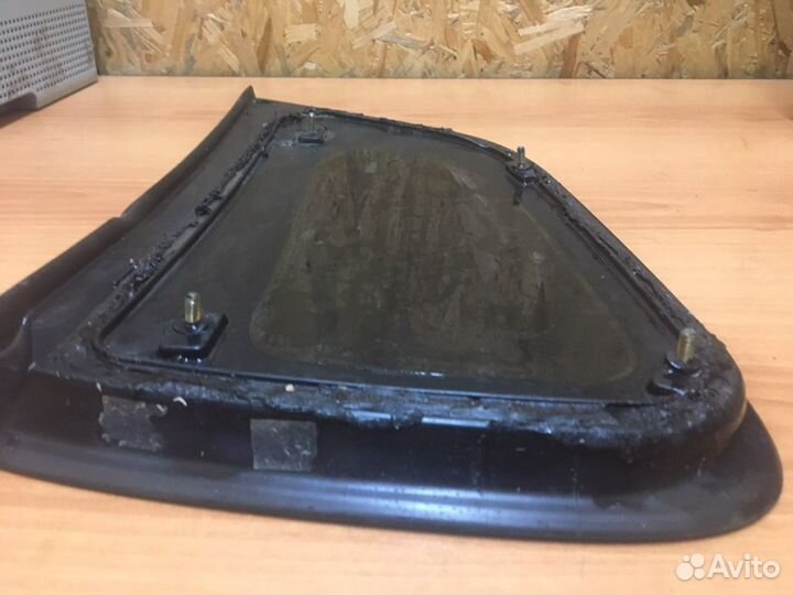 Форточка на Hyundai Tucson