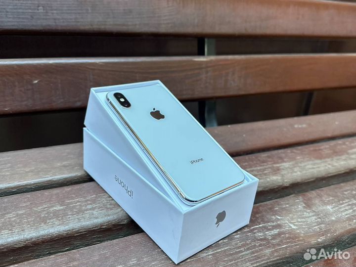 iPhone X, 256 ГБ