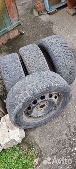 Nokian Tyres Hakkapeliitta 4 205/60 R15 91T