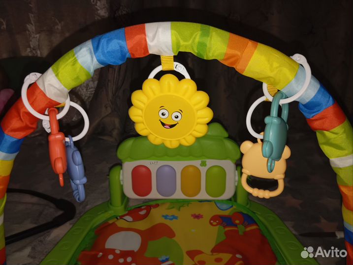 Развивающий коврик