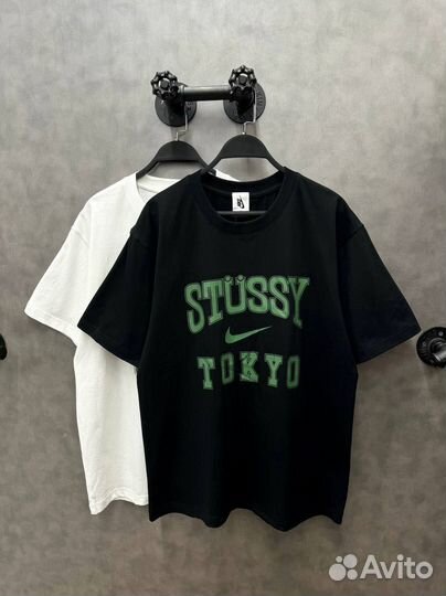 Оверсайз футболка Stussy