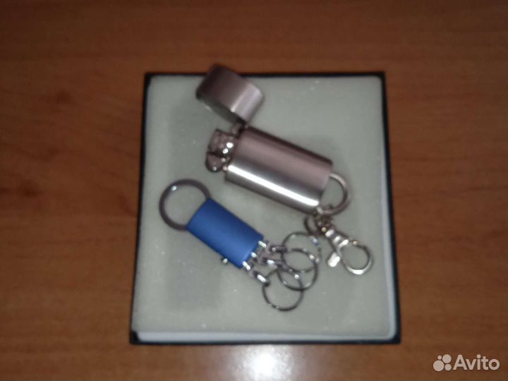 Зажигалка бензиновая