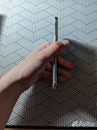 iPhone X, 64 ГБ