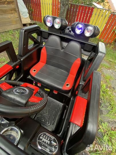 Электромобиль джип на полном приводе