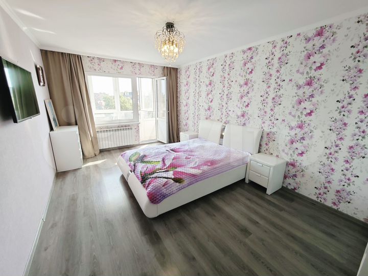 2-к. квартира, 72,3 м², 7/10 эт.