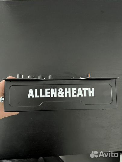 Dj пульт Allen Heath Xone 23C