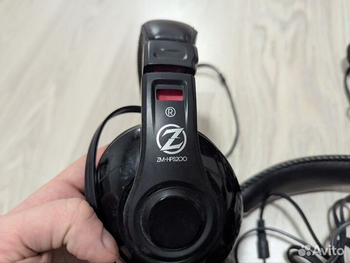 Наушники Zalman ZM-HPS200