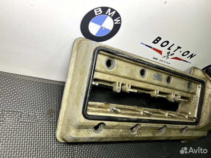 Клапанная крышка правая m62 BMW e53