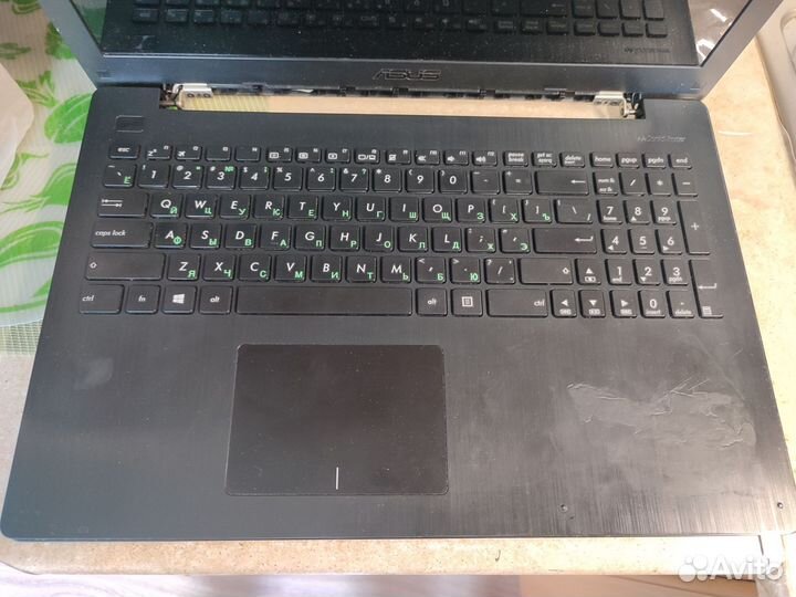 Ноутбук Asus X553M