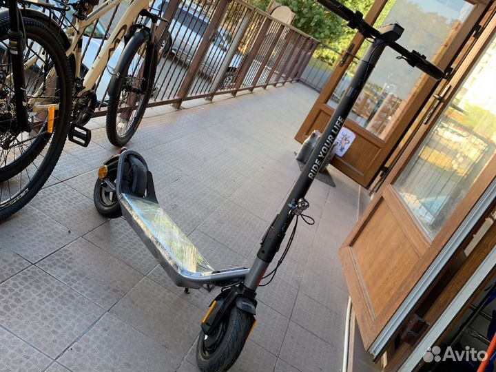 Самокат взрослый электрический