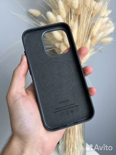 Чехол на iPhone 15 pro finewoven case